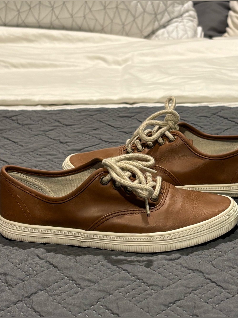 American Eagle Outfitters Brown Leather Low-Top Sneakers with Cream Laces